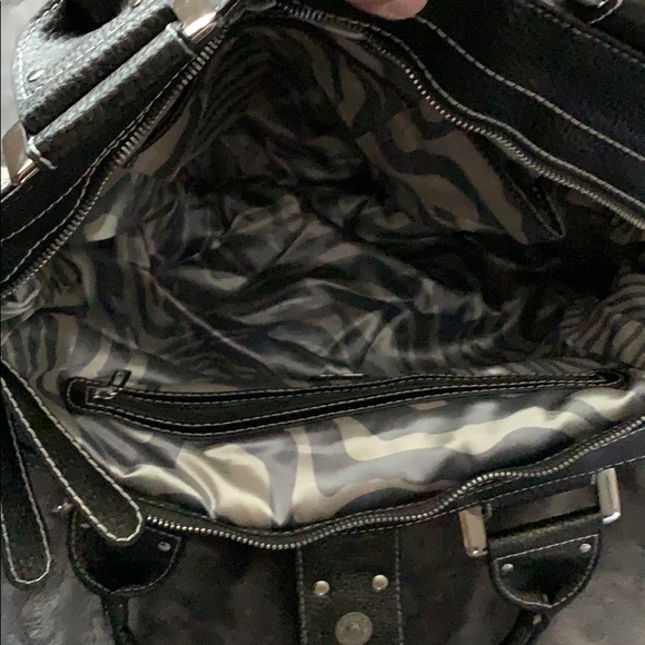 Guess (6) - Picture 6 of 7